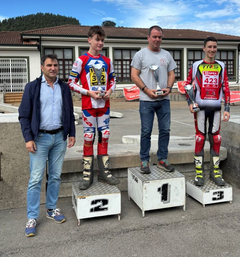 TRIAL DE SAMANO